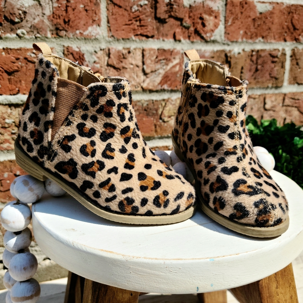 Carter's Leopard Print Boots - Toddler 6